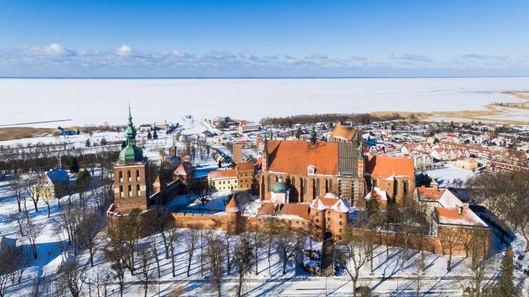 Castle of Frombork in Poland at winter time shutterstock_1032665119.jpg